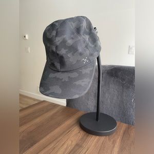Lululemon Men’s Run Hat *Dark Camo*